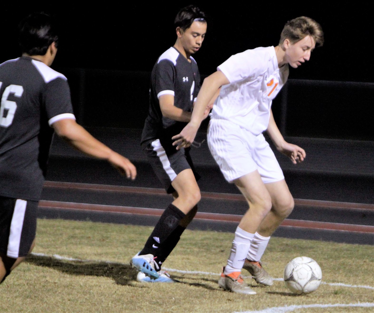 012120NipomoSoccer11.JPG